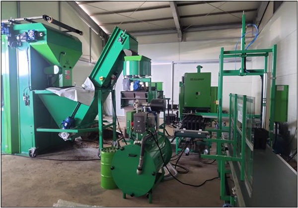 종이포트 제조장비  /사진제공=경산시