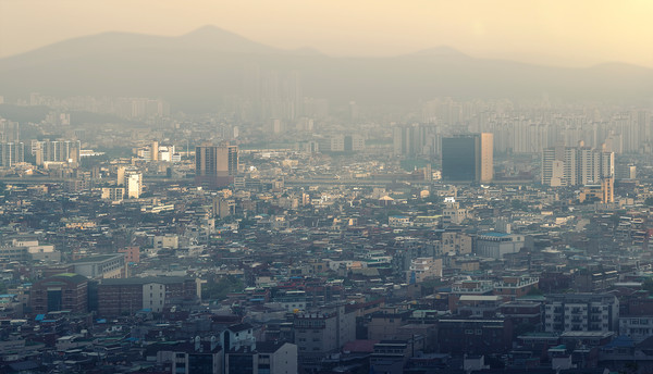 산업부가 몽골과 온실가스 국제감축 협력을 위한 MOU를 체결하고 게르지역 대기오염 해결을 위한 연료전환 사업을 본격 추진한다고 밝혔다. /사진=환경일보DB