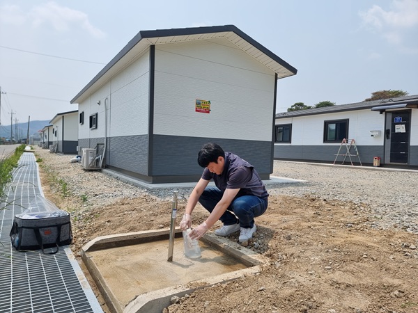임시주택  먹는물 수질검사  /사전제공=경상북도
