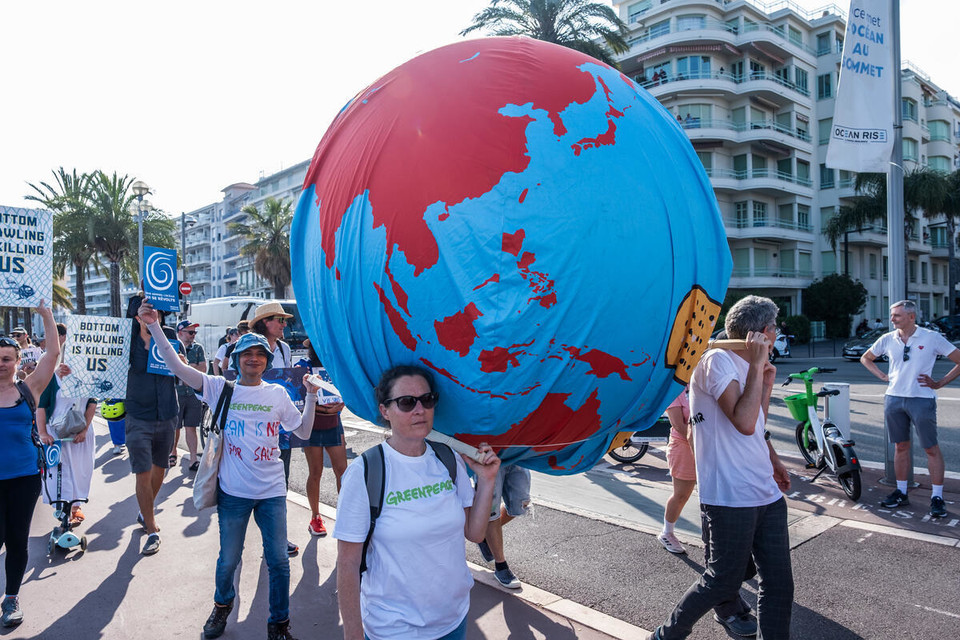 프랑스 니스에서 열린 블루행진(Blue March) 참여 시민들 /사진제공=그린피스 