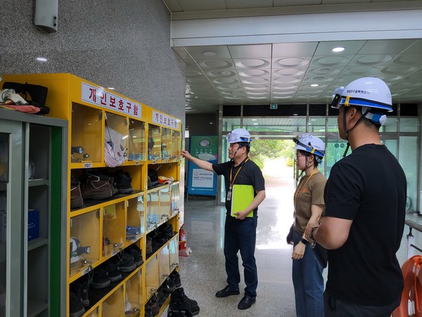 화성특례시 관계자 안전보건 현장점검  /사진제공=화성특례시
