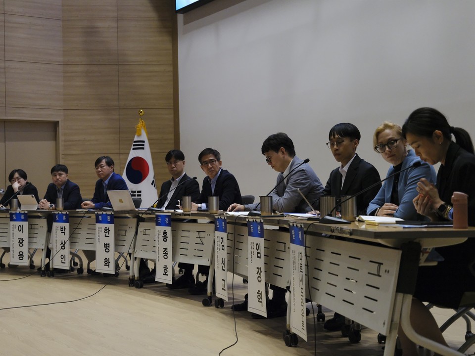 이번 토론회에 참석한 전문가들은 AI·반도체 산업의 성장과 기후위기 대응을 동시에 달성하기 위해서 재생에너지 중심의 에너지 전환이 필수적임을 한목소리로 강조했다. /사진제공=그린피스