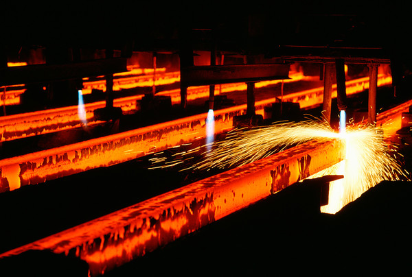 기후솔루션은 철강 산업 탈탄소화를 위해 국내 그린수소 생산 인프라 구축이 필수라며, 국산화 시 철강 원가가 38% 절감된다고 분석했다. /사진=환경일보DB