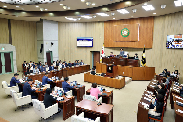 의왕시의회 26일 제2차 본회의를 끝으로 17일간 진행된 제312회 제1차 정례회 의사일정 마무리 /사진제공=의왕시의회