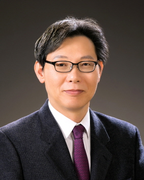 홍희기 경희대학교 교수