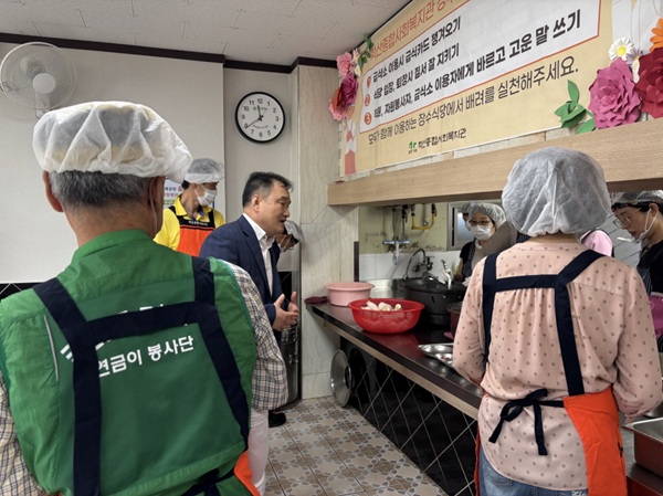 저소득 어르신 급식시설 16개소 위생 점검 실시 /사진제공=포항시