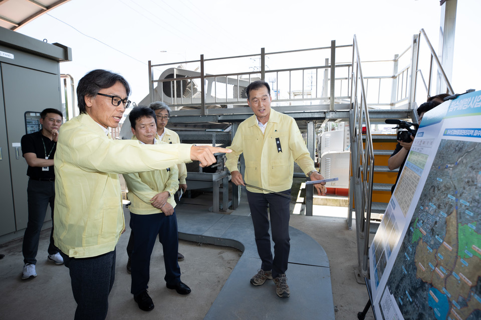 7월 9일 금한승 환경부 차관이 폭염 속 여름철 침수대비 현장을 점검했다. /사진제공=환경부