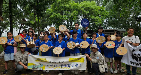 저어새 지킴이 봉사단 활동 모습 /사진제공=WWF