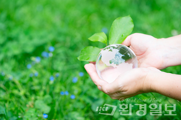 ESG 실무자 설문에서 가장 시급한 과제로 ‘ESG 기본법 제정’이 꼽히며 제도화와 공시 의무화에 대한 현장의 요구가 높게 나타났다. /사진=환경일보DB