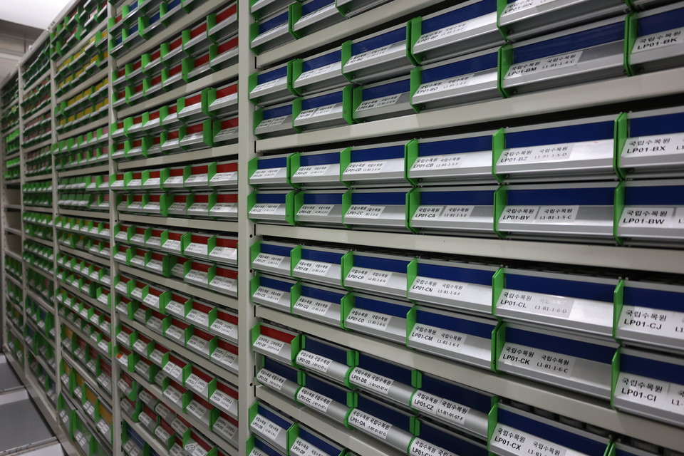 시드볼트 종자 저장 모습  /사진제공=산림청