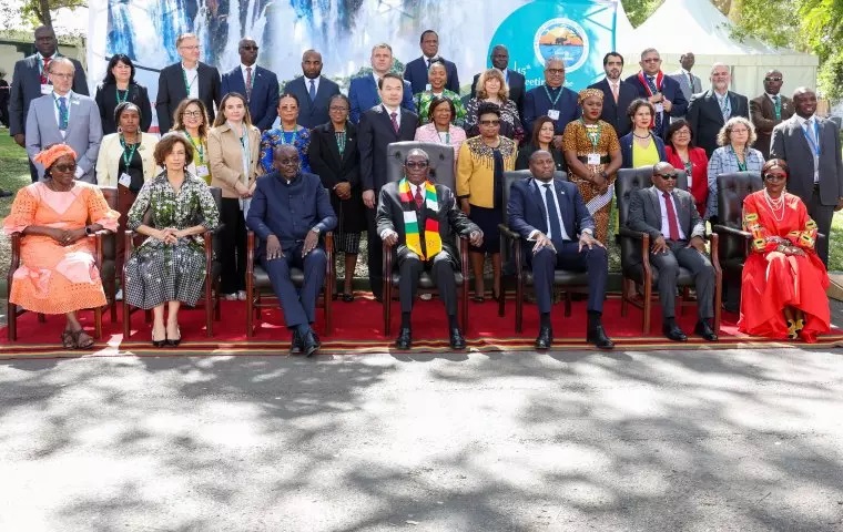 제15차 람사르협약 당사국총회 각국 참석자들이 기념촬영을 하고 있다. /사진=람사르협약 누리집