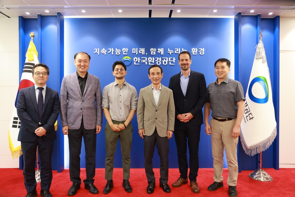 세계경제포럼(WEF) 산하 GPAP, 가나 등 아프리카 4개국 장관급 인사 등이 7월 29일과 30일 인천 한국환경공단 본사를 방문했다. /사진제공=한국환경공단