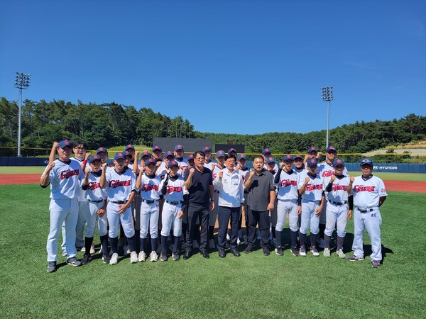 '기장베이스볼클럽이 제55회 대통령기 전국중학야구대회에서 우승을 차지했다. /사진제공=기장군 