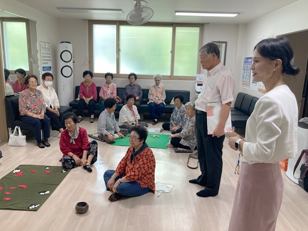 폭염 대응 위해 관내 경로당 현장점검 활동 /사진제공=안동시