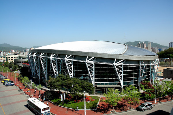 안양체육관 전경 /사진제공=안양도시공사