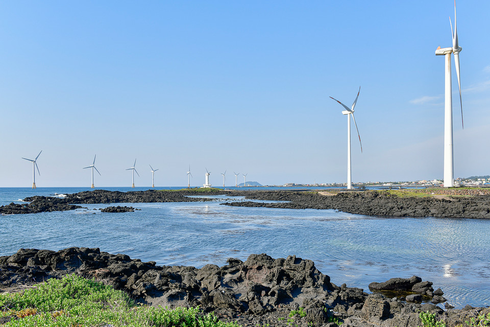 해상풍력특별법의 성공적 시행과 2030년 목표 달성은 기존 사업자의 제도 편입을 위한 경과조치 기준 마련에 달려 있다. /사진=환경일보DB
