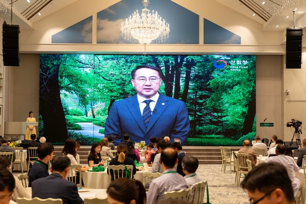 영상 개회사를 하는 김인호 산림청장 / 사진제공=산림청