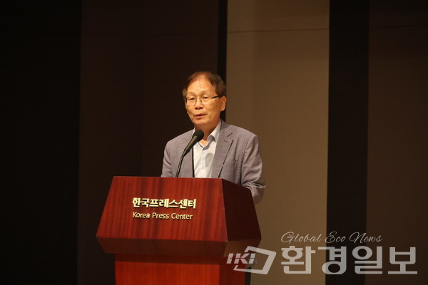 김홍균 KEI 원장은 기후변화로 인한 일상화된 물 위기에 대응하기 위해 통합 물 관리와 AI 예측의 결합이 필요하다고 강조했다. /사진=박준영 기자