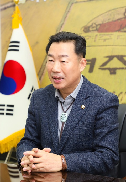 박두형 여주시의회 의장 /사진제공=여주시의회