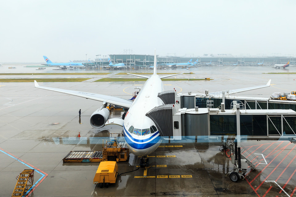 국토부는 2026년 예산안을 62조5000억원으로 편성했다. 항공·철도·도로 등 국민 안전을 위한 기반시설 강화와 함께 공적주택 공급, 교통비 부담 완화, 지역균형 발전, 미래성장 동력 확보에 집중 투자한다는 방침이다. /사진=환경일보DB