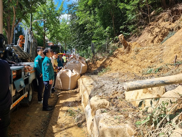 비탈면 재해위험 시설 공사 현장 /사진제공=경북교육청