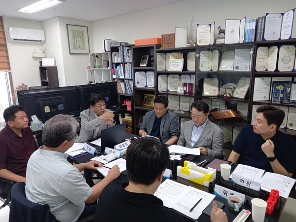 사단법인 한국저영향개발협회가 협회 최초의 탄소감축 제품 인증서를 발급했다고 밝혔다. /사진제공=한국저영향개발협회