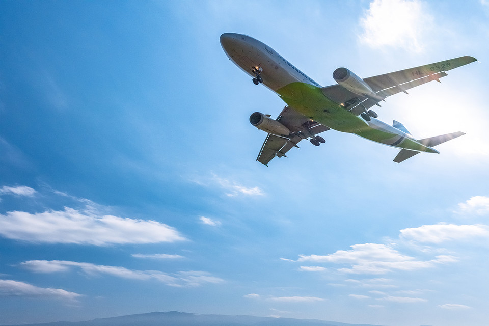 정부는 2027년부터 SAF 혼합의무비율을 단계적으로 도입해 국제항공 탈탄소화를 선도하고 신산업 경쟁력을 확보할 것이라고 밝혔다. /사진=환경일보DB