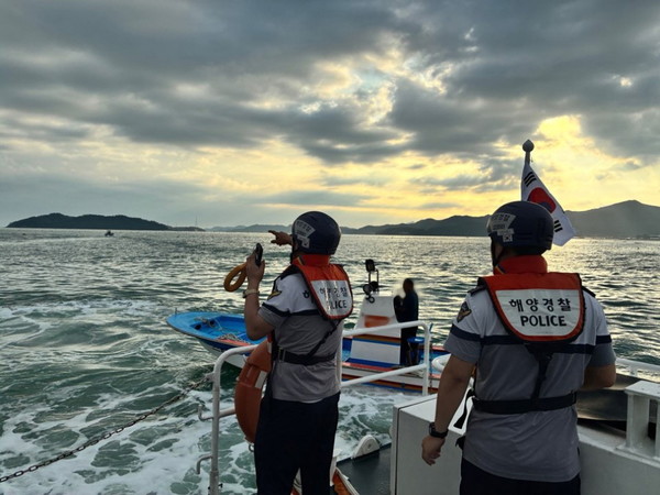 전남 진도군 용호리 인근해상서 연락두절자 발생 해경, 수색 총력 /사진제공=환도해경