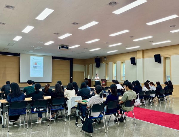 중구에서 진행한 찾아가는 국어문화학교 장면 /사진제공=중구