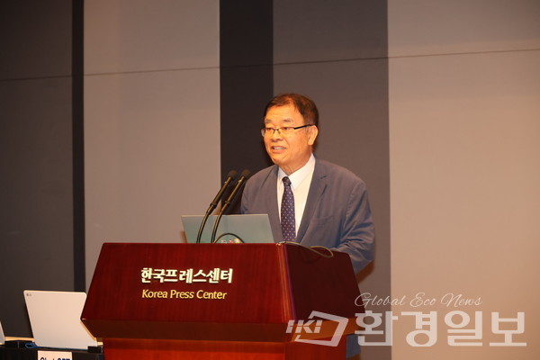 최완 바월드 대표는 SCL 기술이 인류의 미래와 사회적 가치를 변화시킬 전환점이자, 투명하고 재현 가능한 AI 구축의 출발점이라고 밝혔다. /사진=박준영 기자