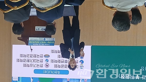 이구용 충남도립대 교수는 이날 신기술 확보와 국민적 관심 제고를 위해 대중매체를 활용한 과학기술 홍보 프로그램을 제안했다. /사진=김인성 기자