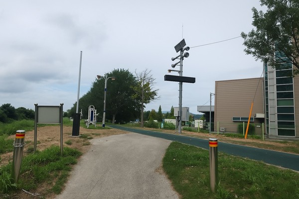 시는 세월교 침수 우려 구간에 자동차단시설을 설치했다. /사진제공=양산시 