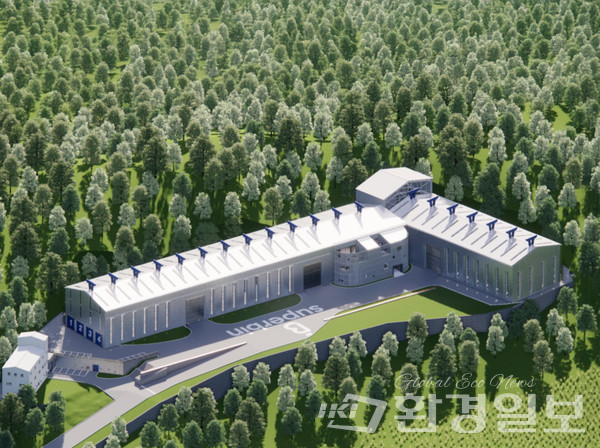 전북 순창에 자리한 아이엠팩토리에서 '플레이크'를 받아 '펠릿'으로 가공한다. /자료제공=수퍼빈