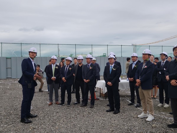 평택시(시장 정장선) 14일, 국내 최초 수소 생산시설(7톤/일)과 연계한 상용급 이산화탄소 포집 시설 준공  /사진제공=평택시