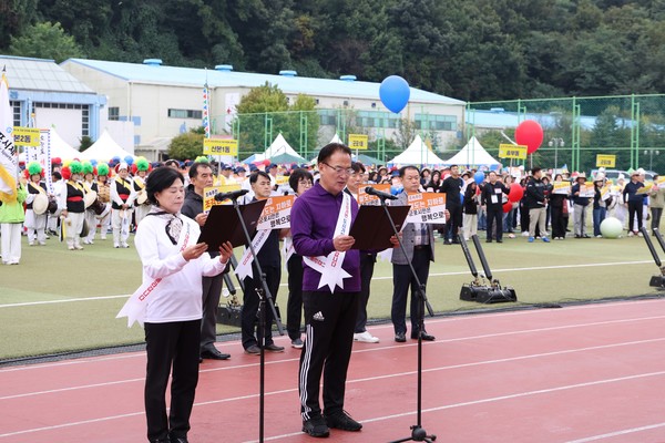 군포시, 철도지하화 국가계획 반영촉구 서명운동 추진. /사진제공=군포시