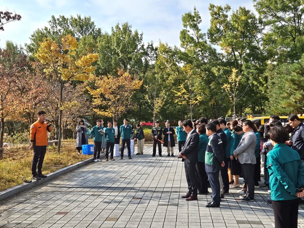 화재 대비 소방 합동훈련 참가자 /사진제공=포항교육지원청