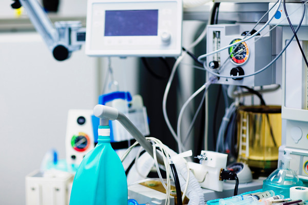 정부가 4개 부처 협업으로 7년간 9,400억 원을 투입해 세계적 수준의 의료기기 개발과 국산화를 추진하며, 첨단 의료기기 산업을 국가 신성장동력으로 본격 육성한다 밝혔다. /사진=환경일보DB