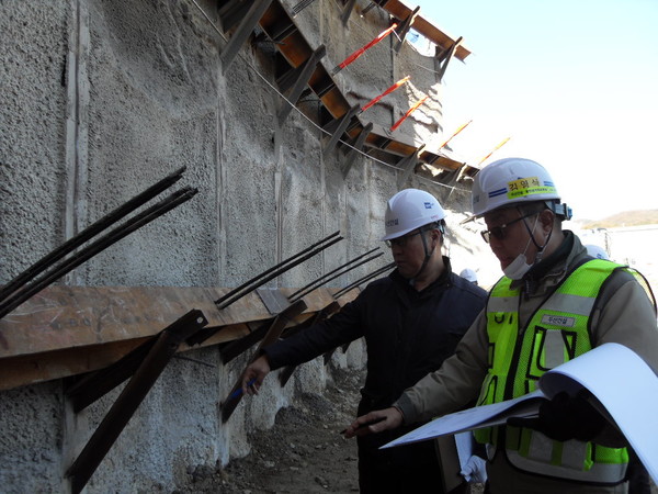 용인특례시, 겨울철 대비 대형건설 현장 안전 점검 /사진제공=용인특례시