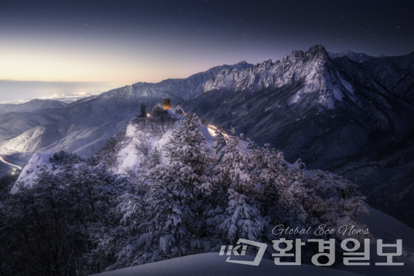대상 설악산에서 바라본 울산바위(박정식 작가) /사진제공=국립공원공단