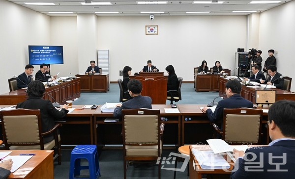 부산시의회는 11월 5~18일까지 시와 교육청 및 공사와 공단, 출연기관 등 행정사무감사를 진행했다. /사진제공=부산시의회 