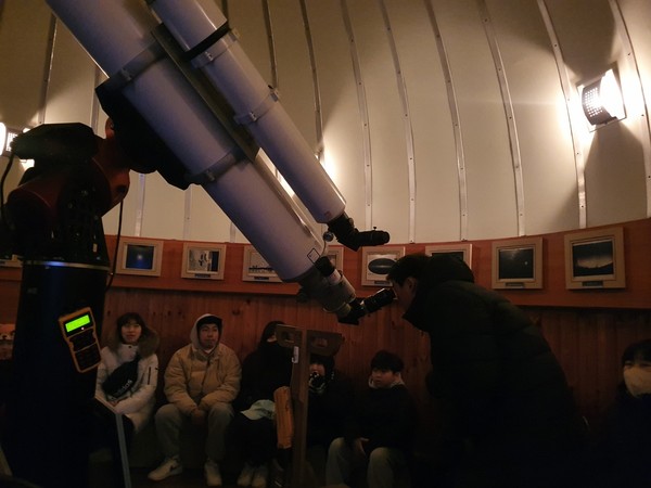 2025년 누리천문대 특별관측회 ‘별밤가족여행’을 개최한다. /사진제공=군포시