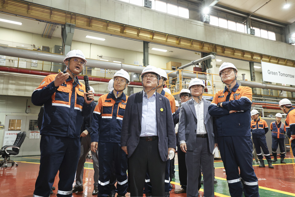 기후에너지환경부가 철강·정유 등 다배출 산업의 녹색 전환 속도를 높이기 위해 포항과 울산 현장을 잇달아 방문하며 산업계와 직접 소통에 나섰다. /사진제공=기후에너지환경부