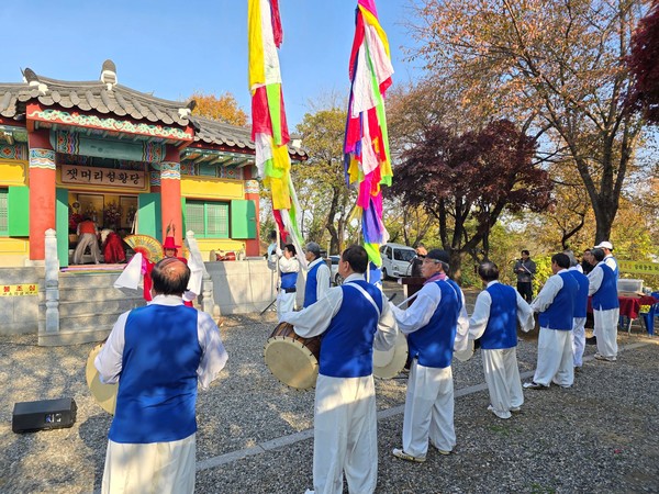 고려시대 바닷길 안전을 위해 유래 되었으나 현재는 안산시의 화합 발전 안전을 위한 잿머리 성황제 /사진제공=안산시