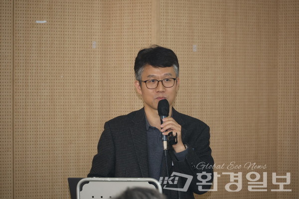 이어진 공청회에서는 환기·냉방·산업용 히트펌프 성능 기준을 다룬 세 건의 단체표준안이 소개되며, ZEB 환기성능 개선·SHR 기반 냉방평가·대온도차 히트펌프 시험기준 등이 논의됐다. /사진=박준영 기자