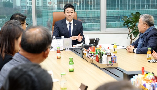 김진경 의장, 장애인복지단체연합회 단체장들과 간담회 /사진제공=경기도의회